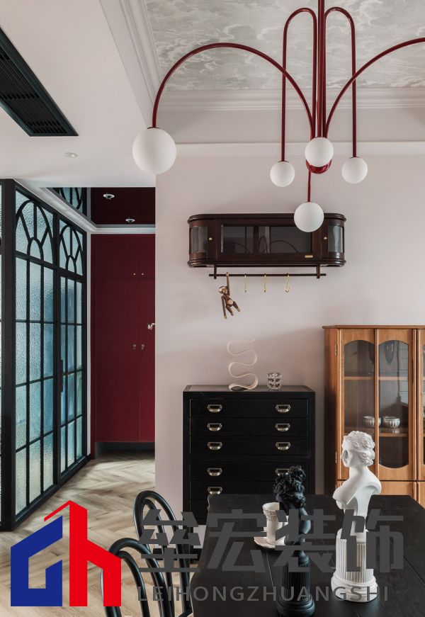 80㎡法式復(fù)古混搭風(fēng)，百看不膩！