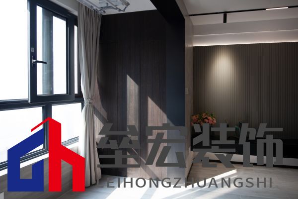 142㎡現(xiàn)代簡約丨 黑白格調(diào)下的溫柔空間！