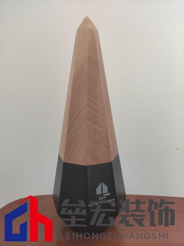 設(shè)計(jì)師王桂鵬斬獲金住獎(jiǎng)大連十大居住空間設(shè)計(jì)師稱(chēng)號(hào)「Talk設(shè)計(jì)」