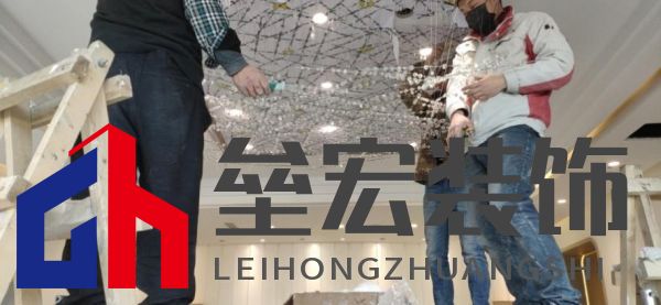 男人和女人在跳舞 中度可信度描述已自動生成