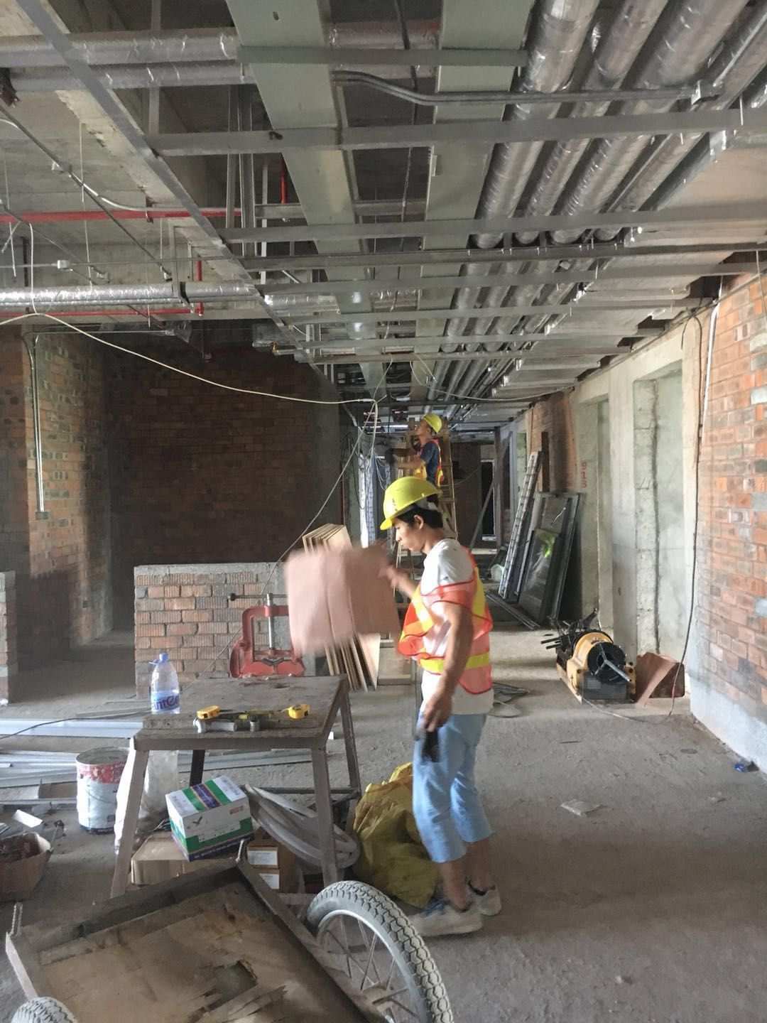 房子裝修水電安裝圖_廈門裝修水電工人_水電工人個人工作總結范文