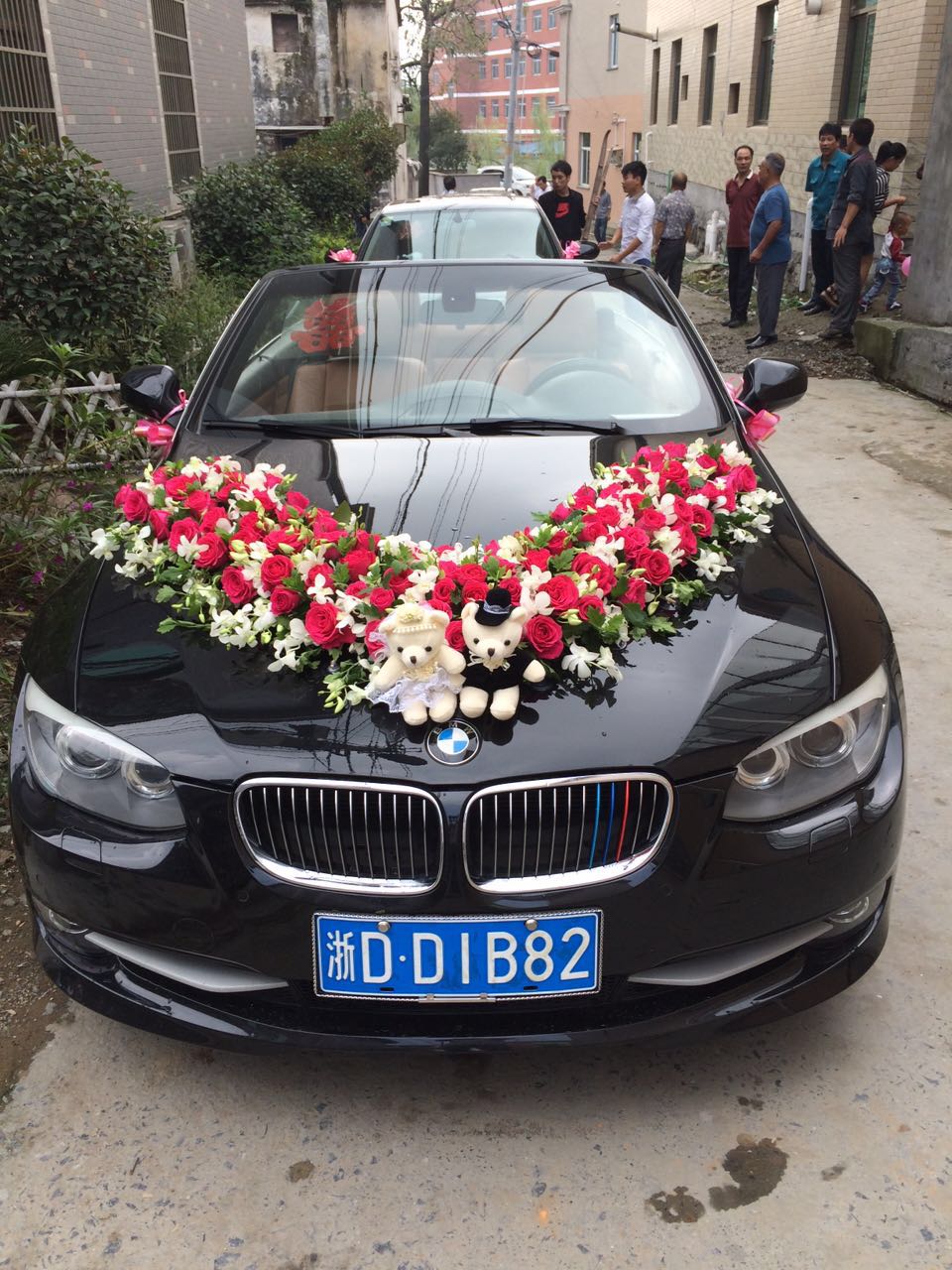 廈門(mén)婚車(chē)租賃公司_廈門(mén)哪里有婚車(chē)裝飾_廈門(mén)婚車(chē)裝飾去哪里