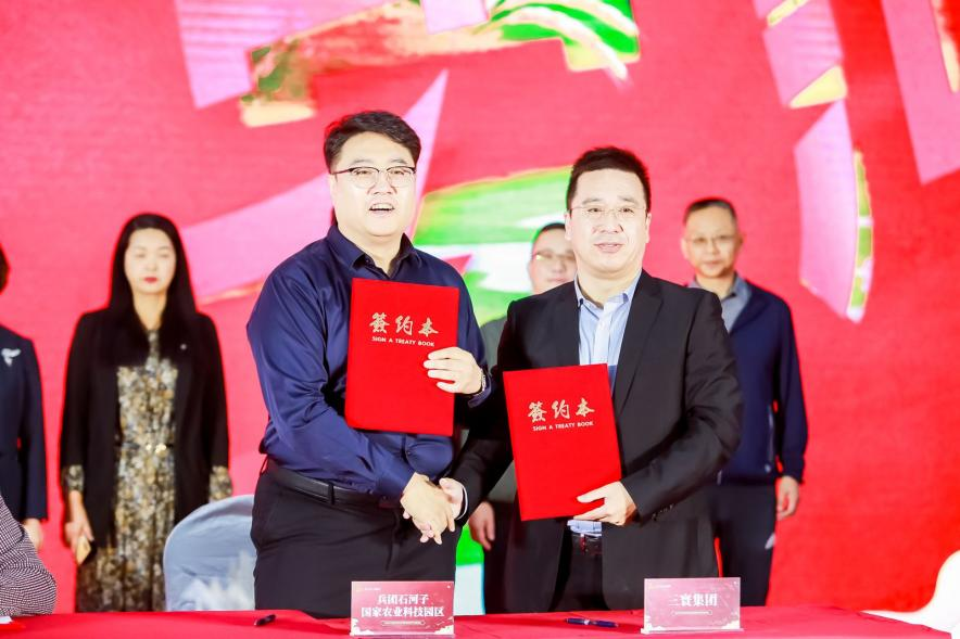 展銷、簽約、洽談、直播精彩不斷 “石河子參展團”火出了圈_展銷、簽約、洽談、直播精彩不斷 “石河子參展團”火出了圈_