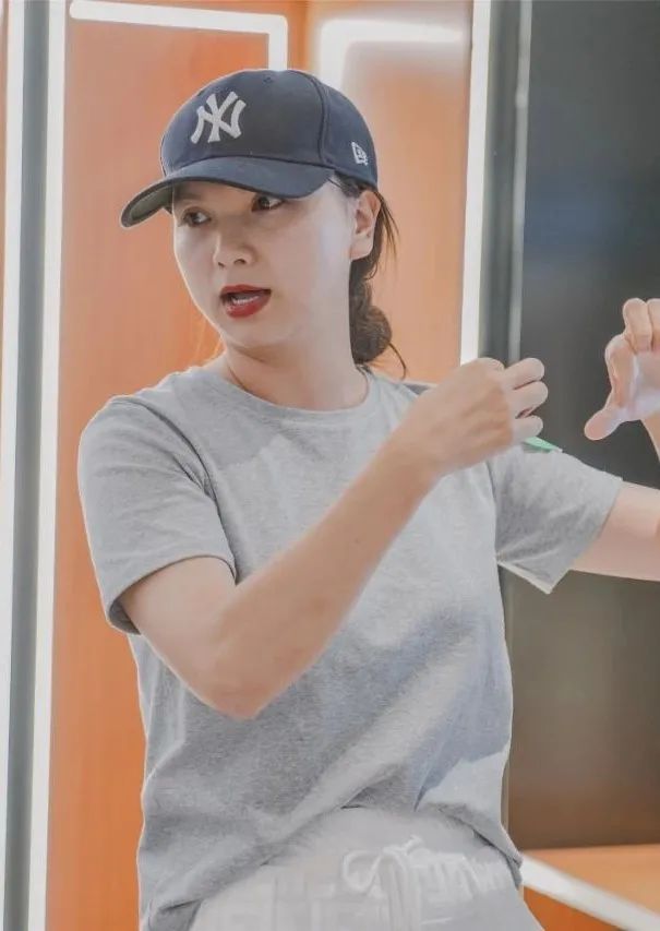 廈門(mén)設(shè)計(jì)裝飾公司_廈門(mén)裝飾設(shè)計(jì)公司排行榜_廈門(mén)裝修設(shè)計(jì)公司