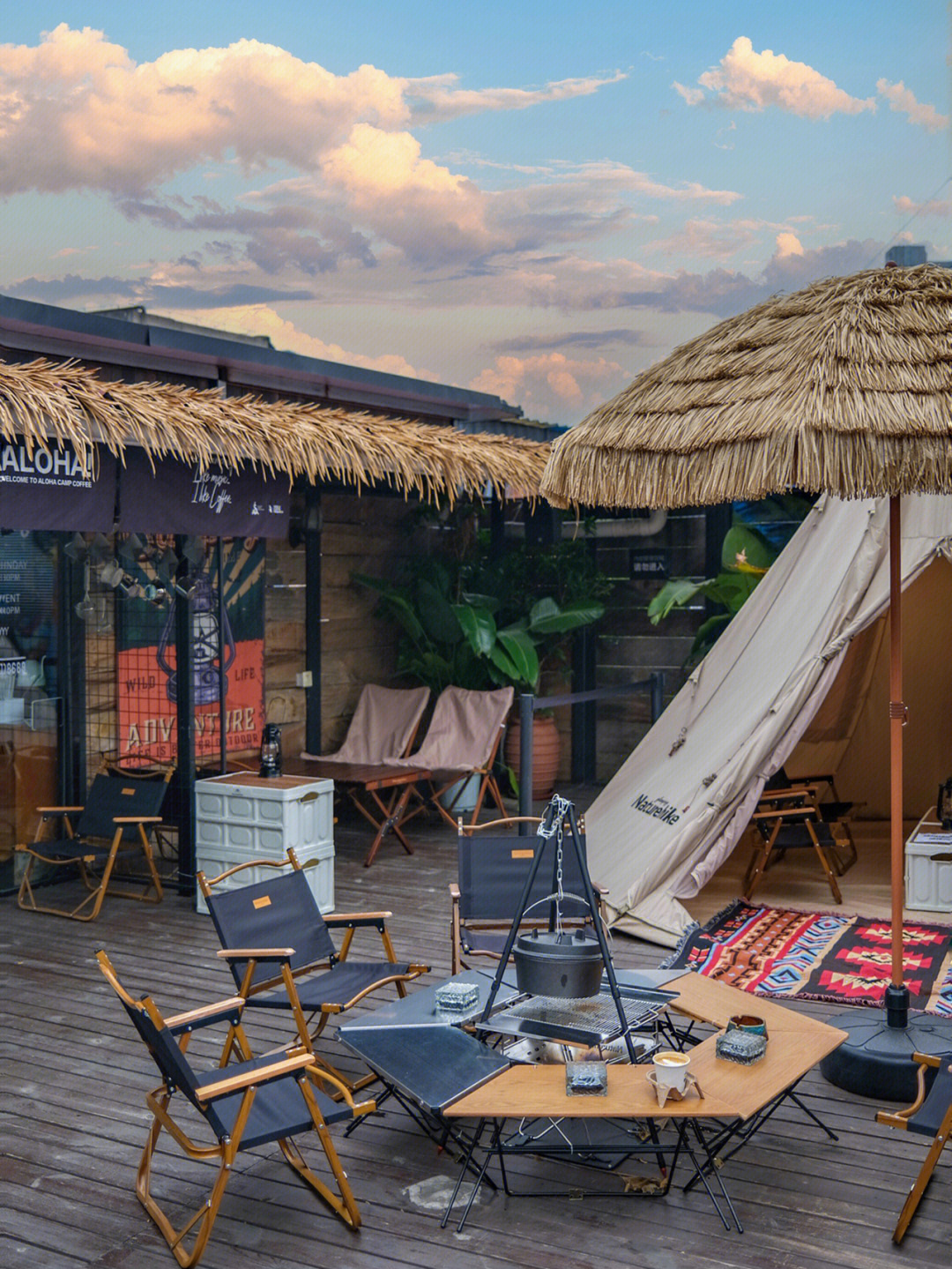 廈門咖啡館裝修價(jià)格_廈門咖啡館裝修_廈門主題咖啡店裝修效果圖