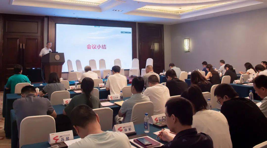 廈門汽車美容培訓(xùn)中心_廈門汽車美容店公司排名_廈門汽車美容