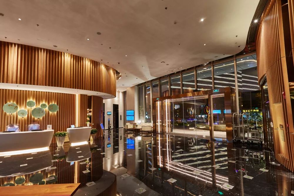 廈門(mén)豪華風(fēng)格裝飾公司_廈門(mén)品牌裝修公司排名_廈門(mén)豪宅裝修