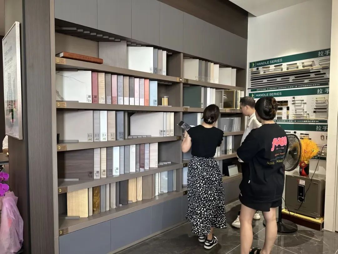 廈門裝飾建材市場(chǎng)_廈門裝修材料批發(fā)市場(chǎng)_廈門裝飾材料市場(chǎng)