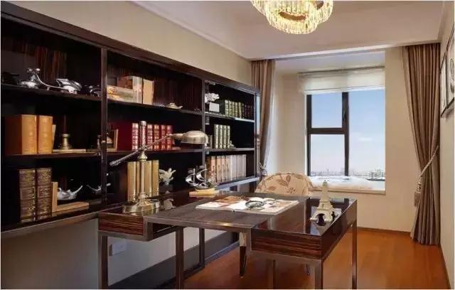 150㎡戶型四間朝南，一個創(chuàng)新的戶型，我不允許它有1㎡的浪費。