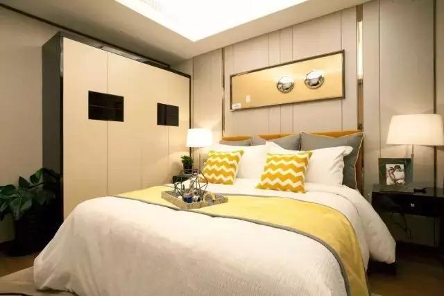 150㎡戶型四間朝南，一個創(chuàng)新的戶型，我不允許它有1㎡的浪費。