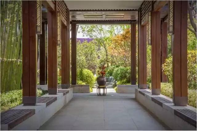 150㎡戶型四間朝南，一個創(chuàng)新的戶型，我不允許它有1㎡的浪費。