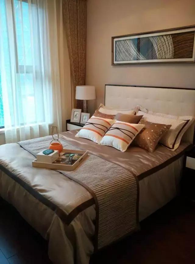 150㎡戶型四間朝南，一個創(chuàng)新的戶型，我不允許它有1㎡的浪費。