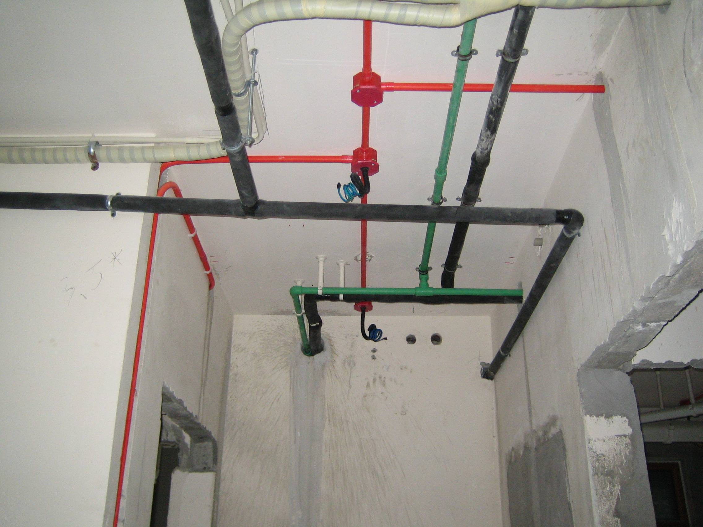 裝修水電工多少錢(qián)_盤(pán)錦歌廳裝修電工多少錢(qián)一平_裝修電工接活網(wǎng)