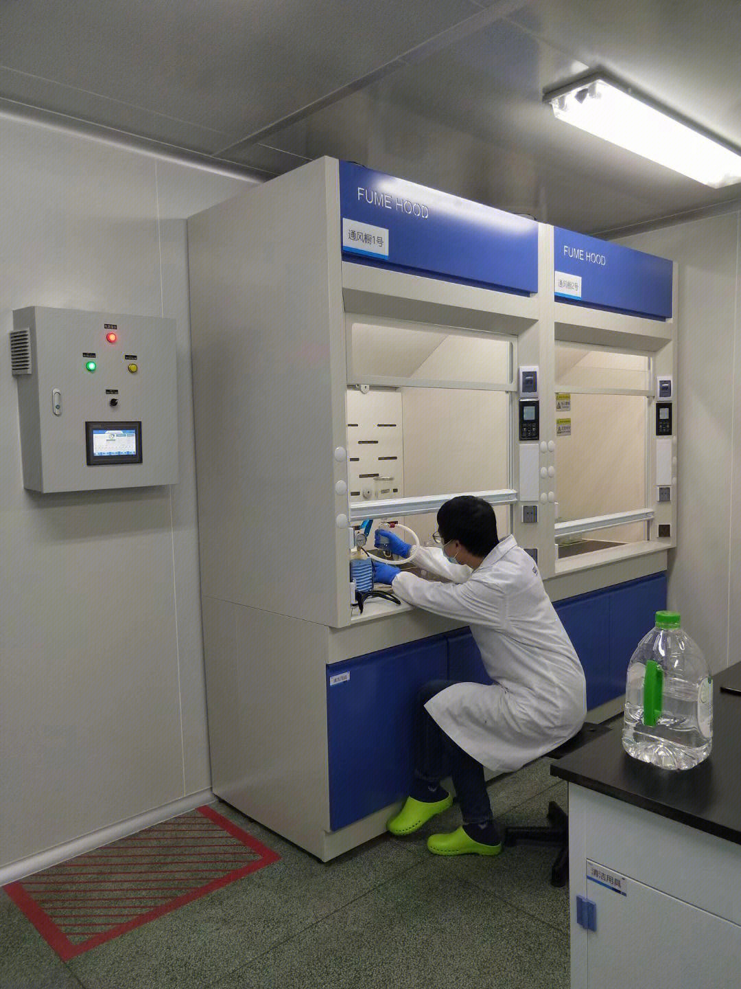 廈門實驗室裝修設(shè)計_廈門室內(nèi)裝修設(shè)計_廈門室內(nèi)裝修設(shè)計工作室