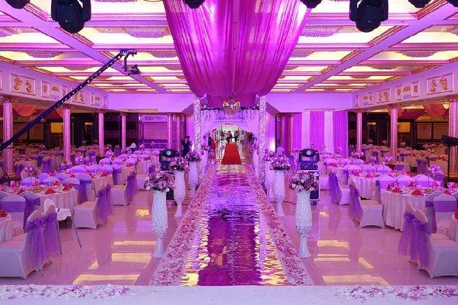 廈門場地婚禮布置價(jià)格_廈門婚禮場地布置_廈門場地婚禮布置公司