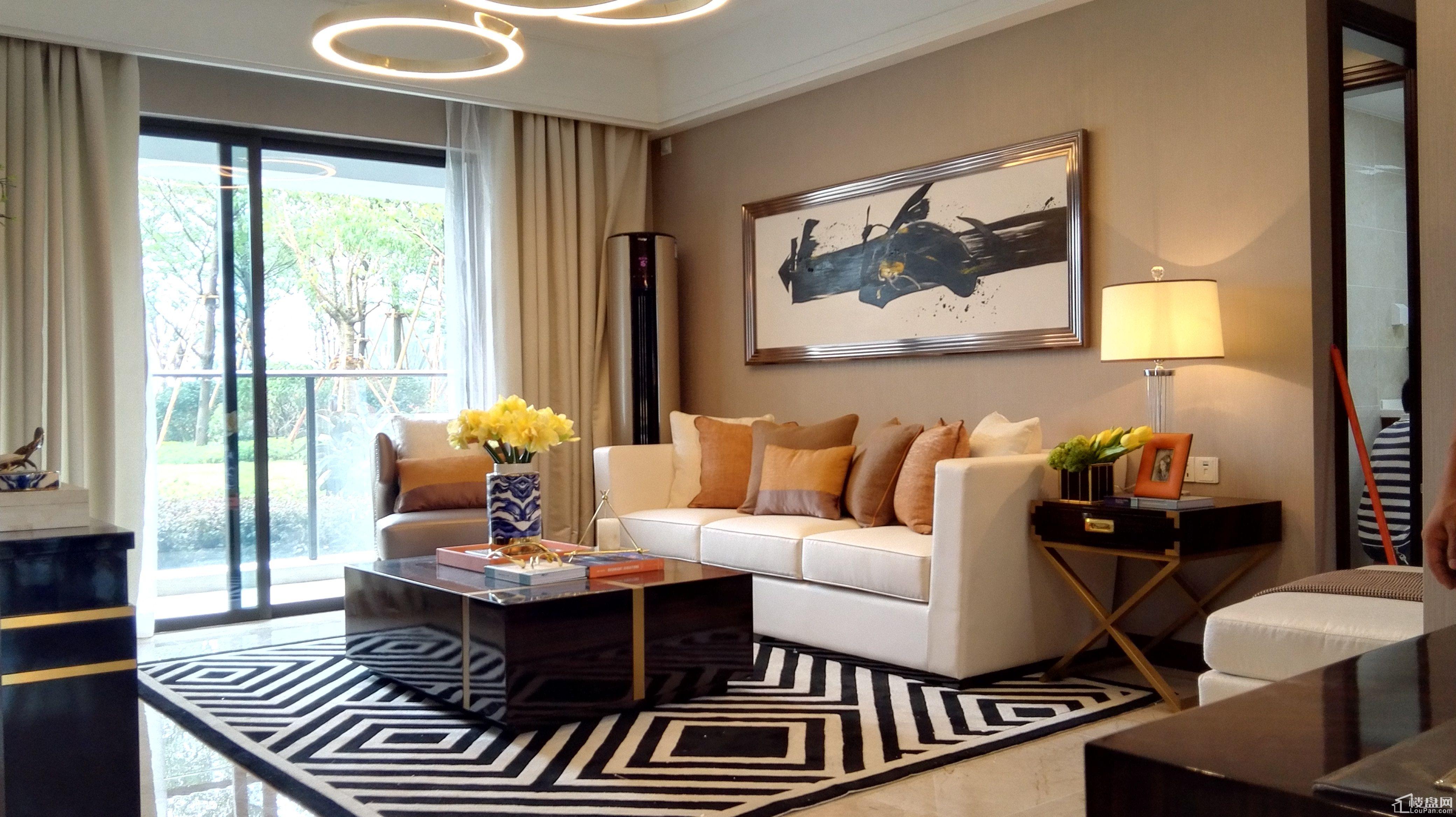 廈門裝飾環(huán)視有限工程公司電話_廈門環(huán)視裝飾工程有限公司_廈門環(huán)境設(shè)計(jì)公司