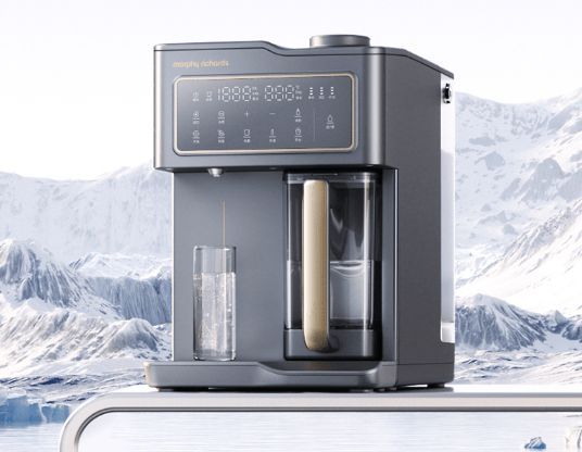 鉑金電解+富鍶礦化，摩飛富氫礦化凈飲機讓健康好水唾手可得