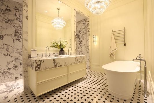 房間的一角中度可信度描述已自動(dòng)生成